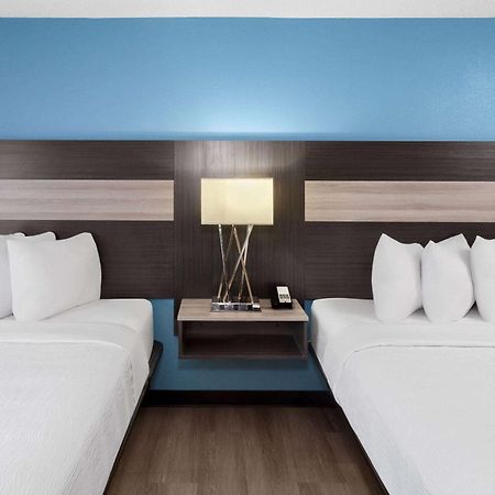 Baymont By Wyndham Copley Akron Bagian luar foto